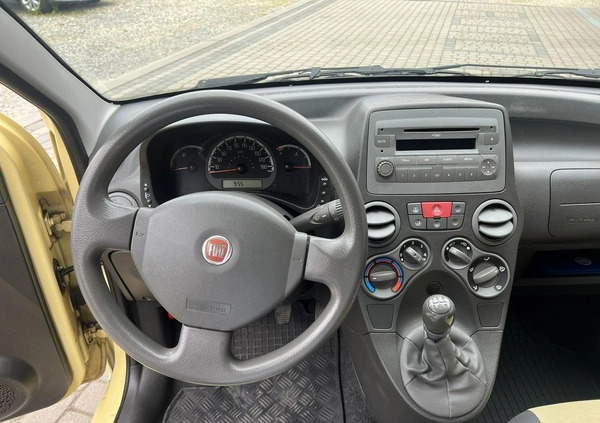 Fiat Panda cena 16900 przebieg: 54000, rok produkcji 2011 z Konstancin-Jeziorna małe 137